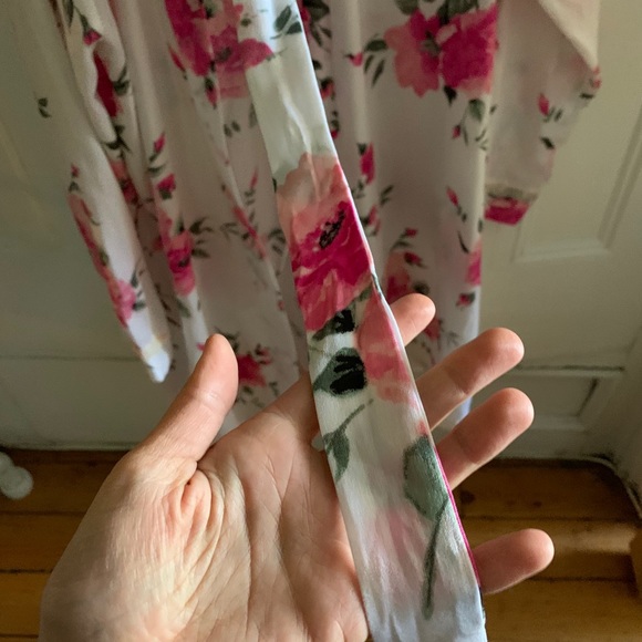 Patterned Robe - Picture 5 of 5